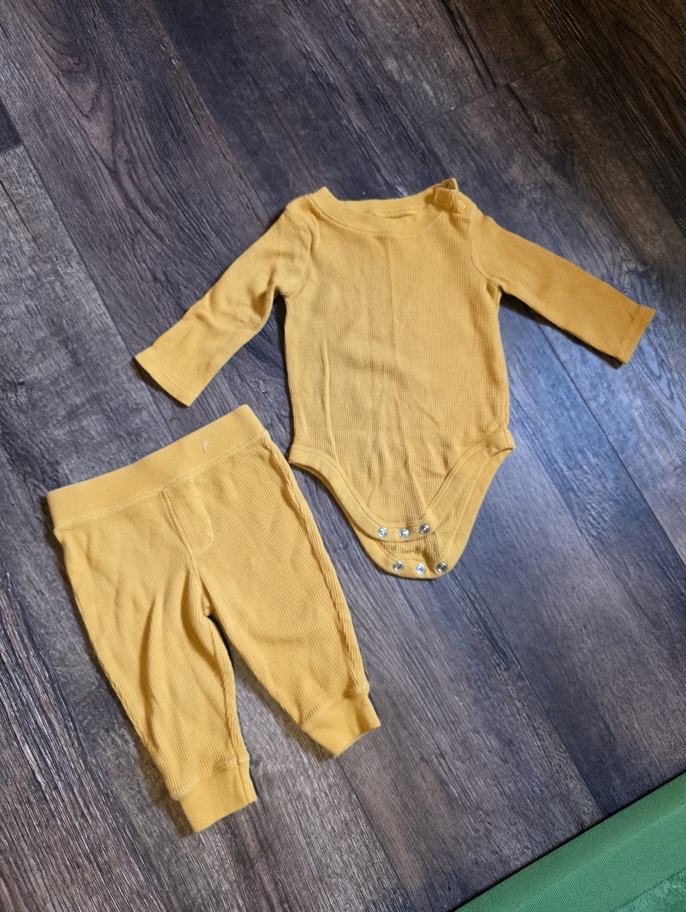 Mustard Yellow Waffle Set